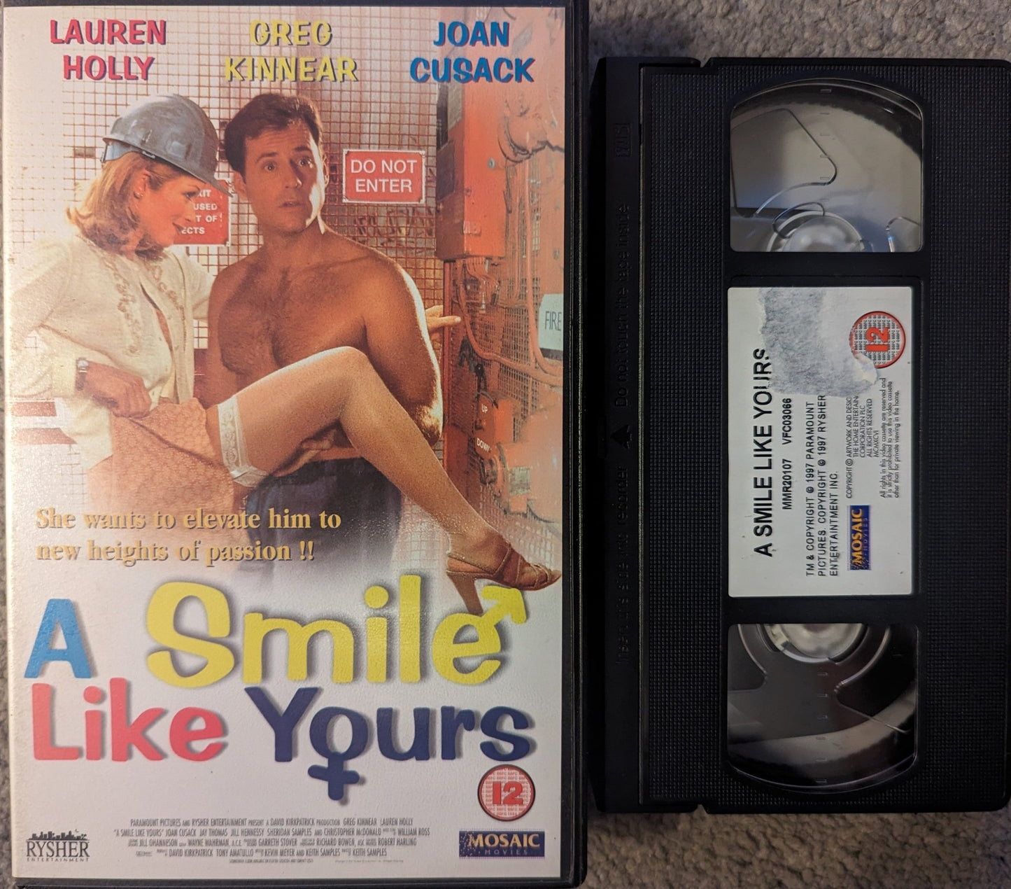 A Smile Like Yours (1997) VHS Video Ex Rental - Flippin Retro Video Shop