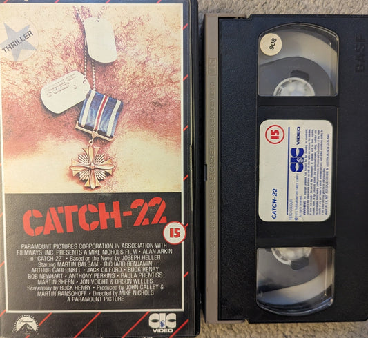 Catch 22 (1970) VHS Video CIC - Flippin Retro Video Shop