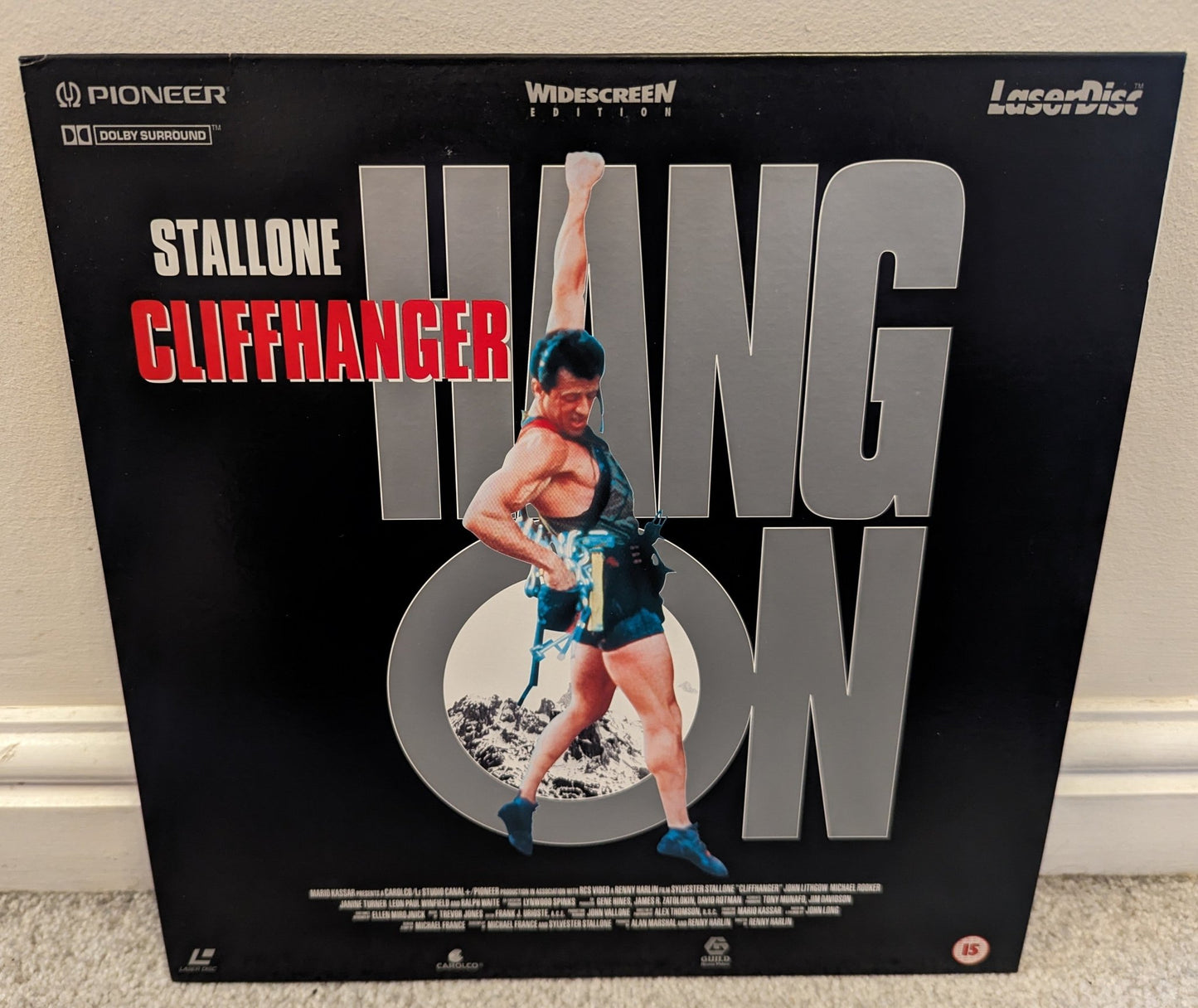 Cliff Hanger (1993) Laserdisc PAL - Flippin Retro Video Shop