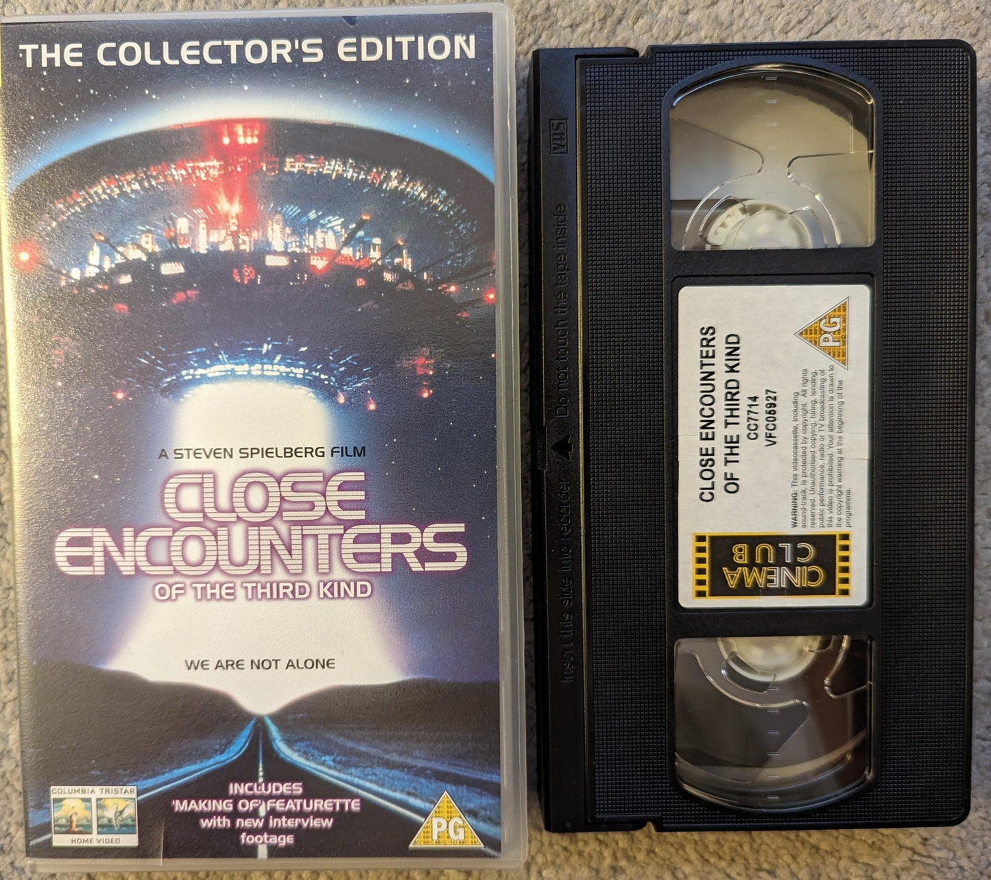 Close Encounters Of The Third Kind (1977) VHS Video - Flippin Retro Video Shop