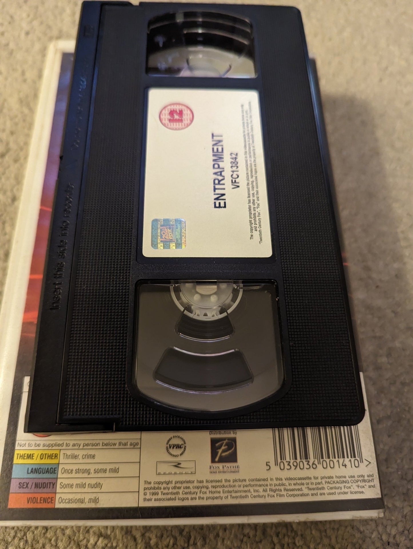 Entrapment (1999) VHS Video Ex Rental - Flippin Retro Video Shop