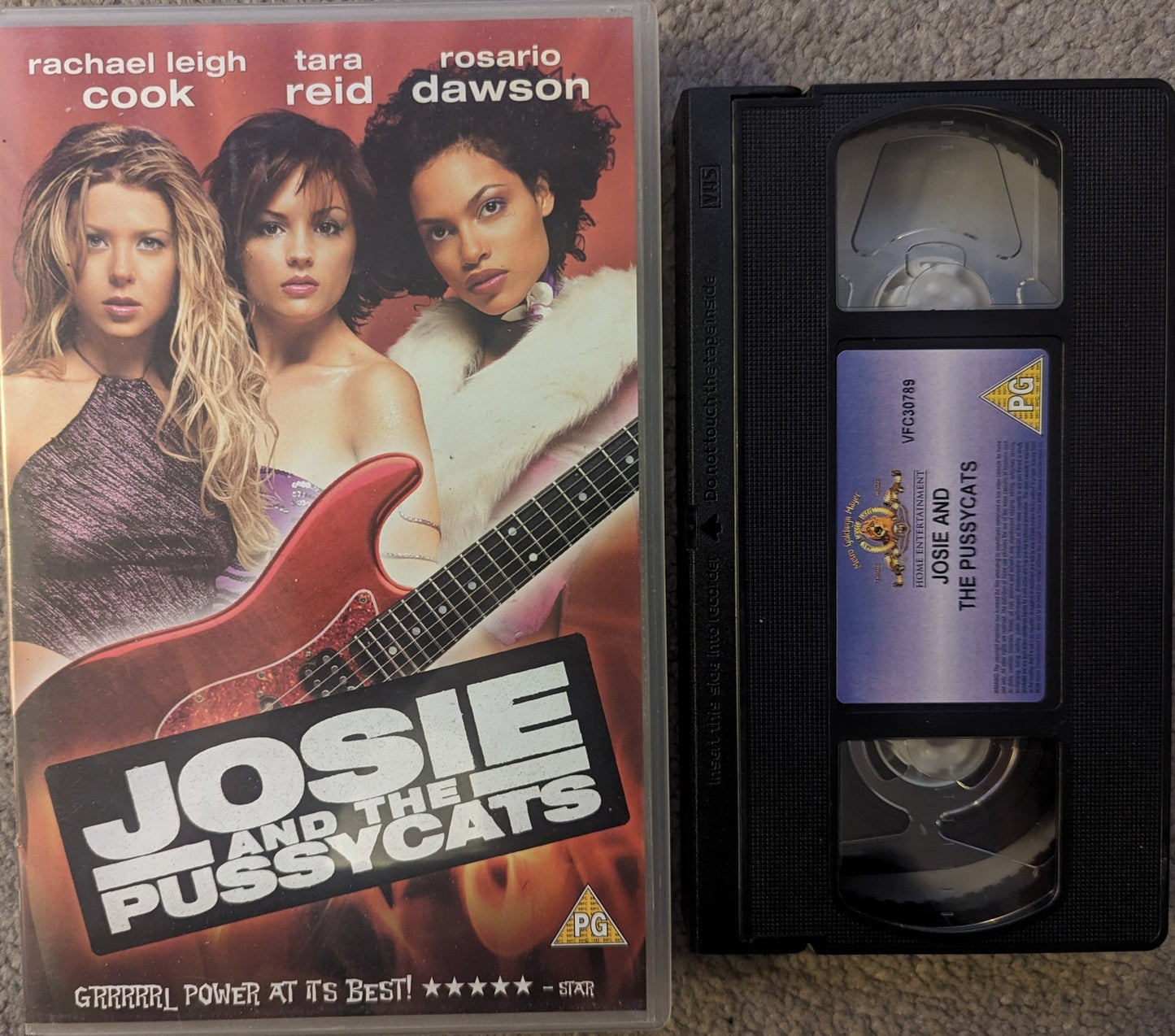 Josie and the Pussycats (2001) VHS Video Ex Rental - Flippin Retro Video Shop