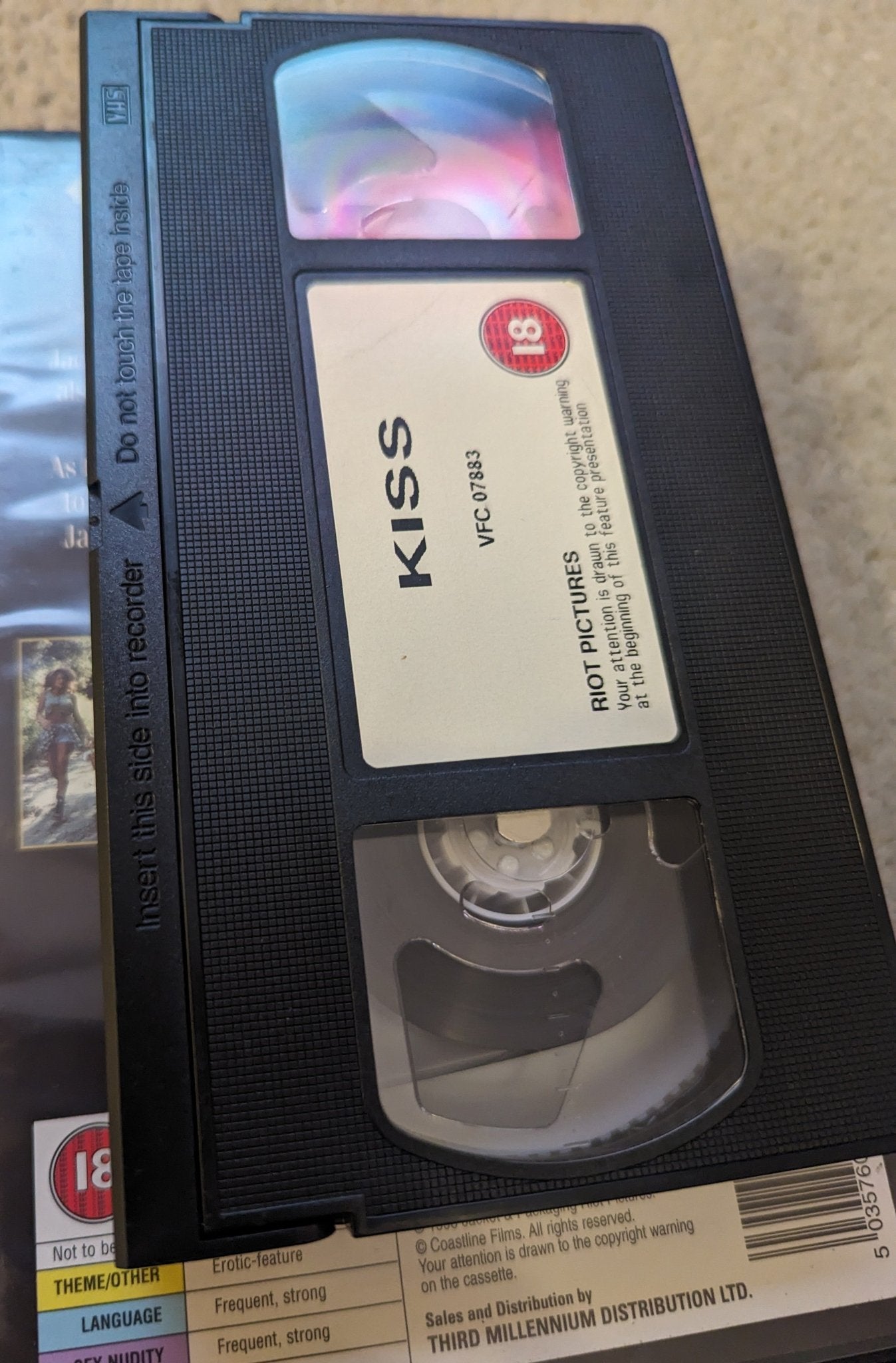 Kiss (1998) VHS Video Ex Rental - Flippin Retro Video Shop