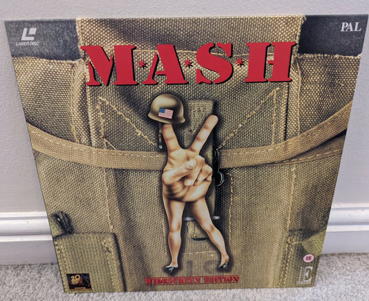 M.A.S.H (1970) Laserdisc PAL - Flippin Retro Video Shop