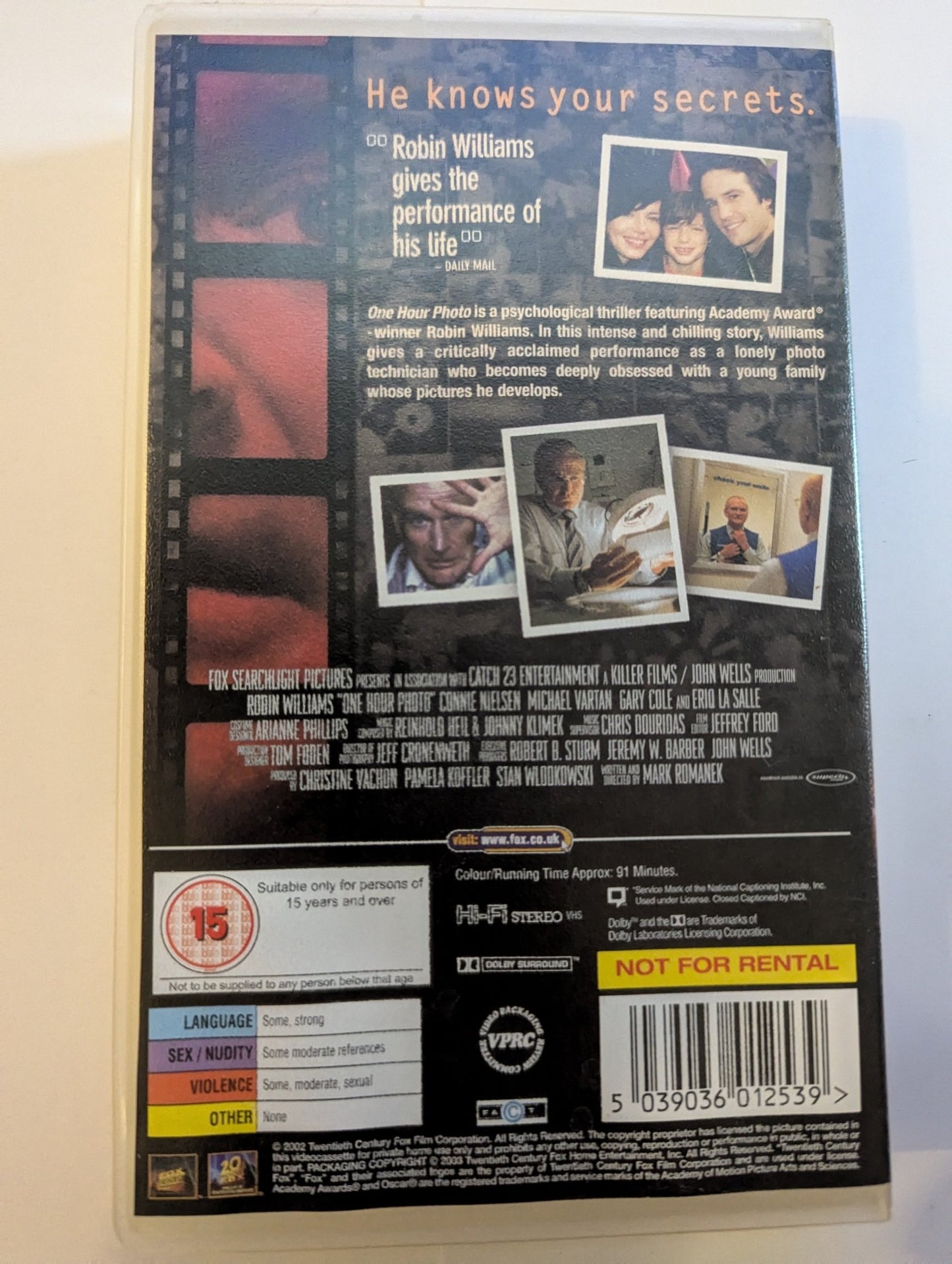 One Hour Photo (2002) VHS Video - Flippin Retro