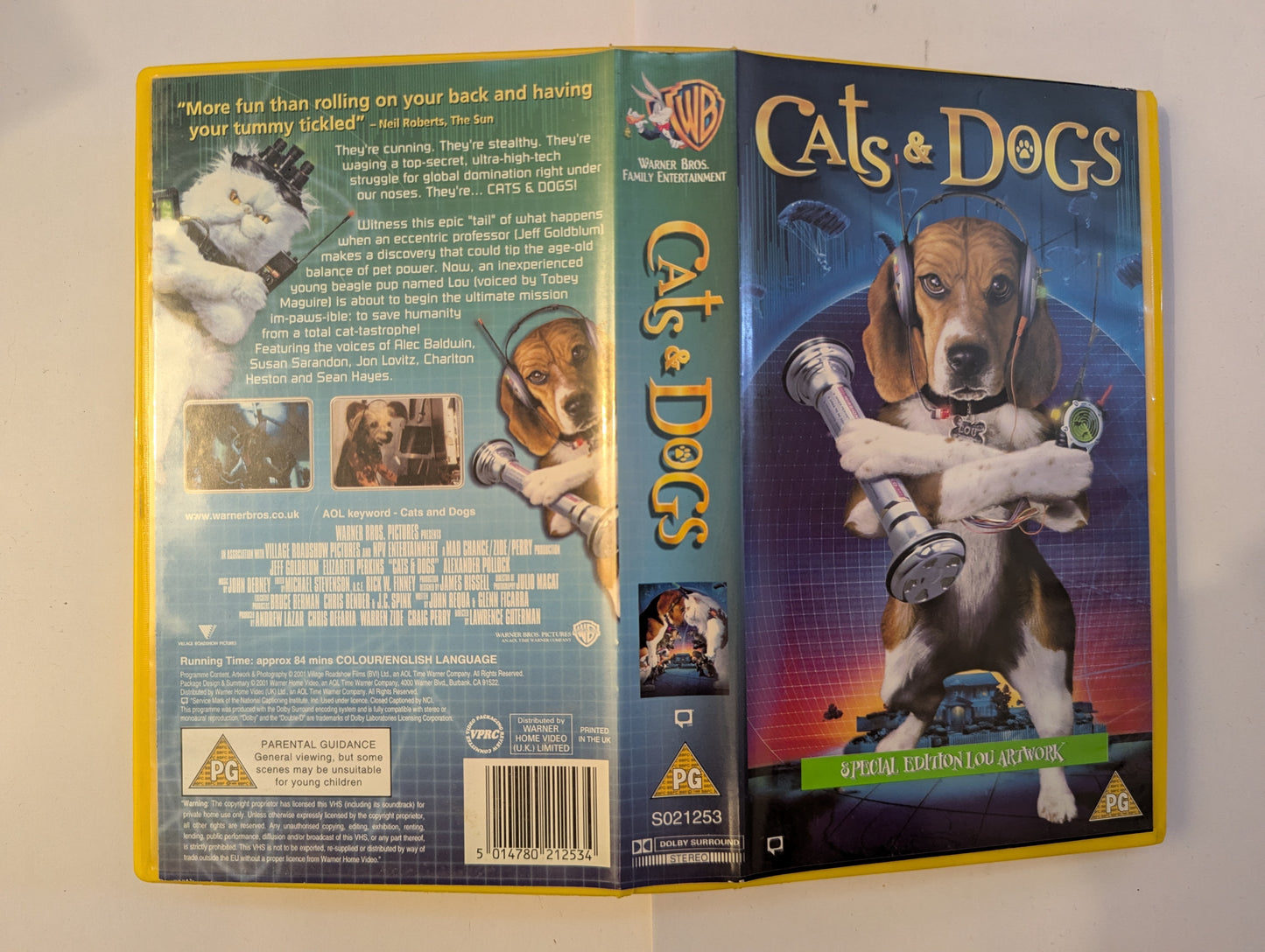 Cats & Dogs (2001) VHS Video Yellow Case alt