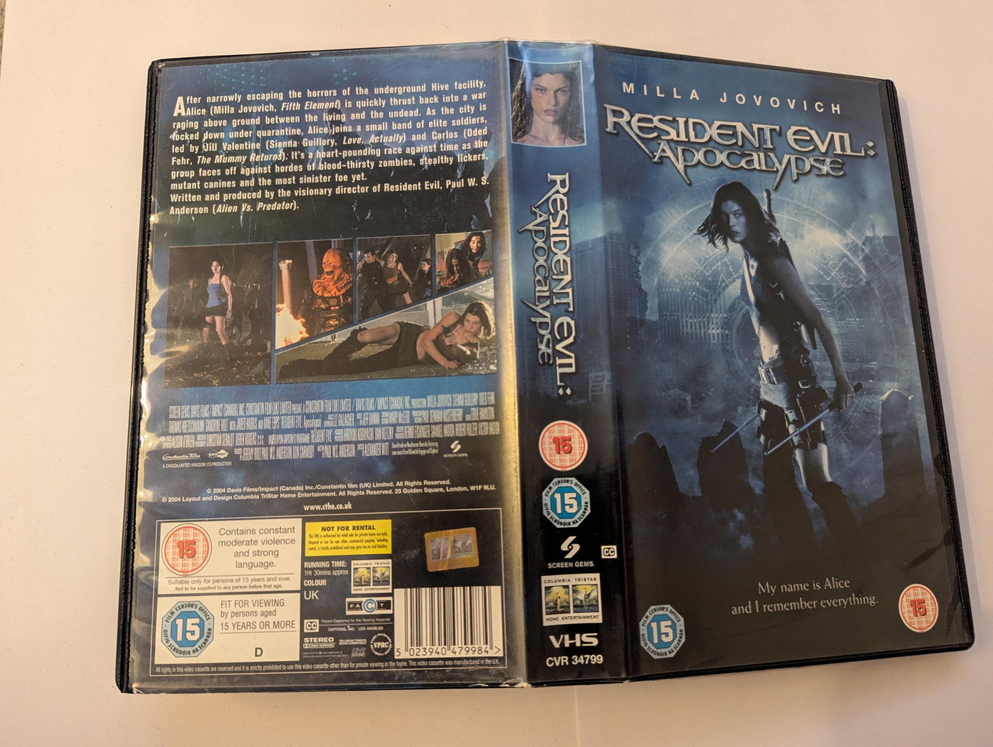 Resident Evil Apocalypse (2004) VHS Video