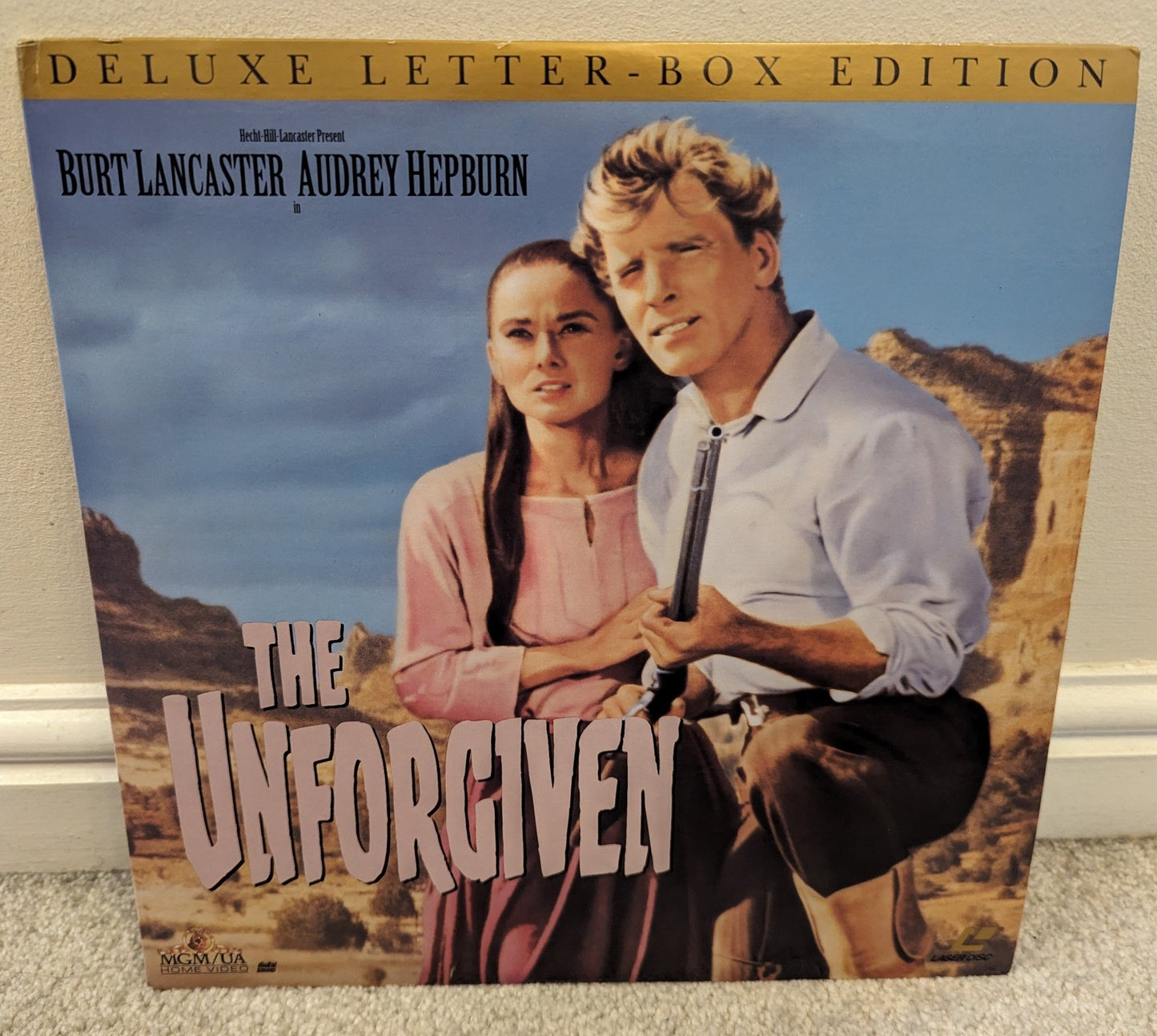 The Unforgiven (1960) Laserdisc NTSC - Flippin Retro Video Shop