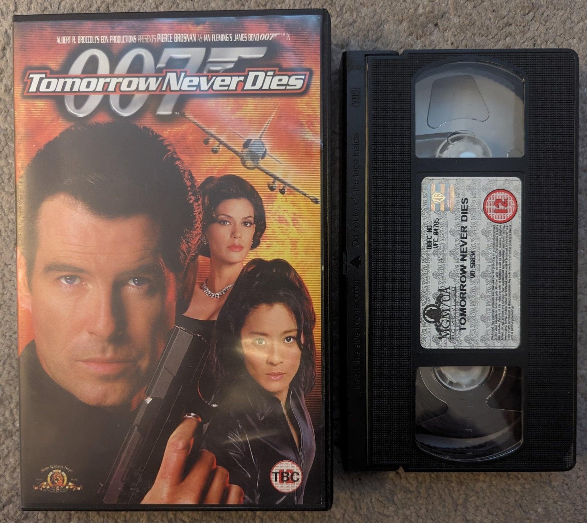 Tomorrow Never Dies (1997) VHS Video Ex Rental (Display Copy) - Flippin Retro Video Shop