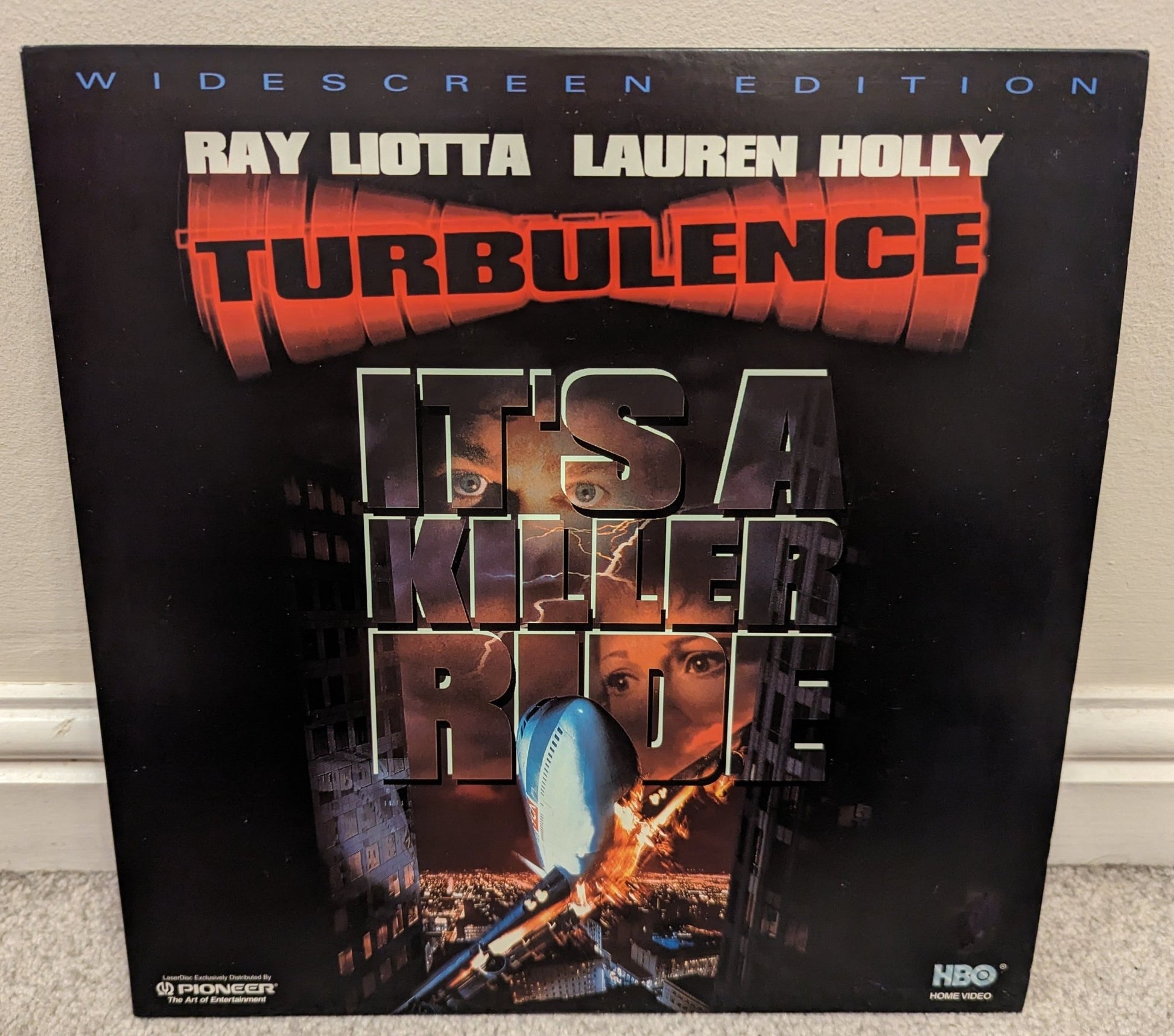 Turbulence (1997) Laserdisc NTSC - Flippin Retro Video Shop