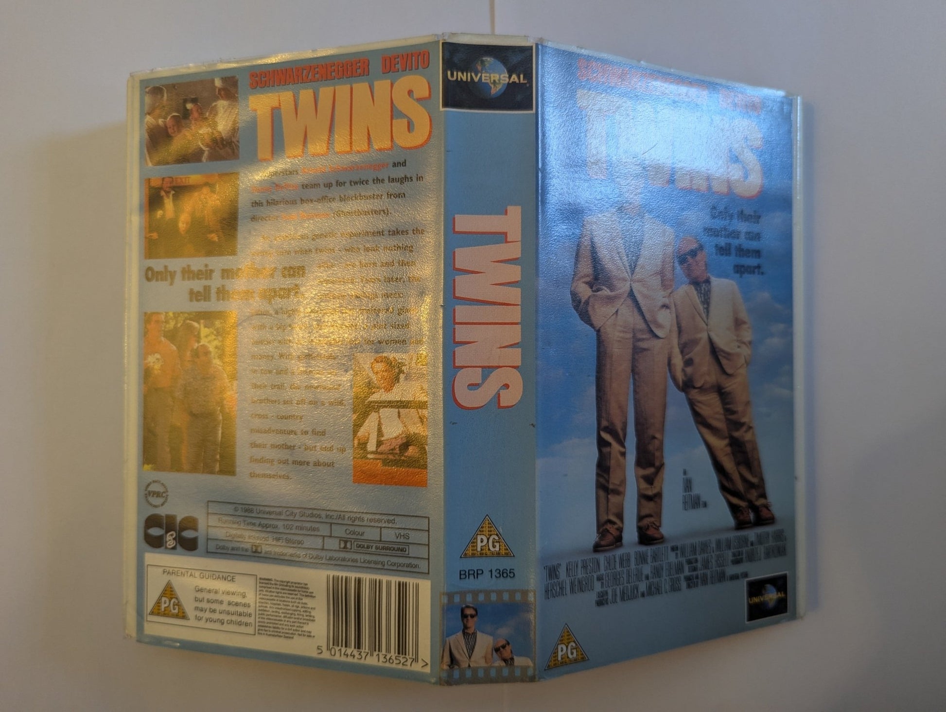 Twins (1988) VHS Video (white case) - Flippin Retro Video Shop